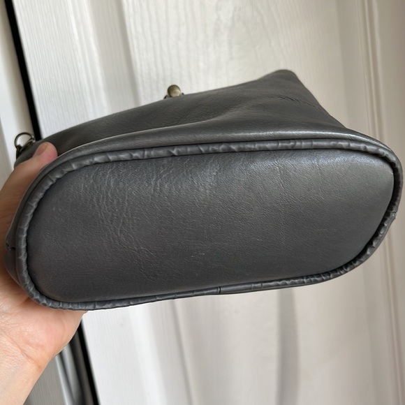 MIKO ITALIAN LEATHER BAG - Picture 4 of 9